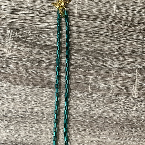 Melania Clara Necklace - Picture 12 of 14